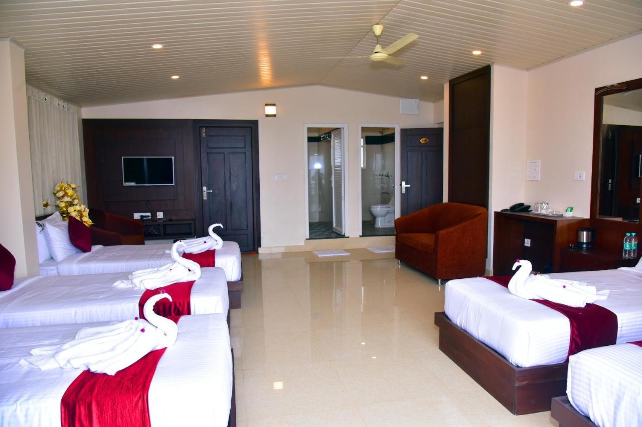 Hotel Coorg Palace Madikeri Zewnętrze zdjęcie